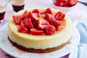 Strawberry & Clotted Cream Cheesecake