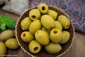 Pitted Green Olives Tin